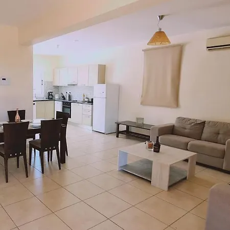 Sunny Bay Villa *