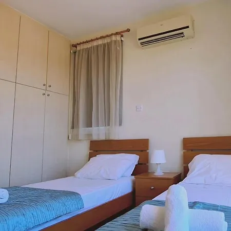 Villa Sunny Bay *