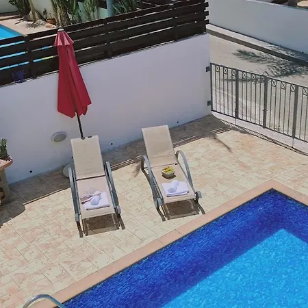 Villa Sunny Bay
